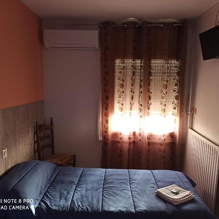Hostal Galicia Figueres  Eksteriør billede