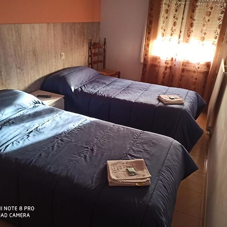 Hostal Galicia Figueres  Eksteriør billede