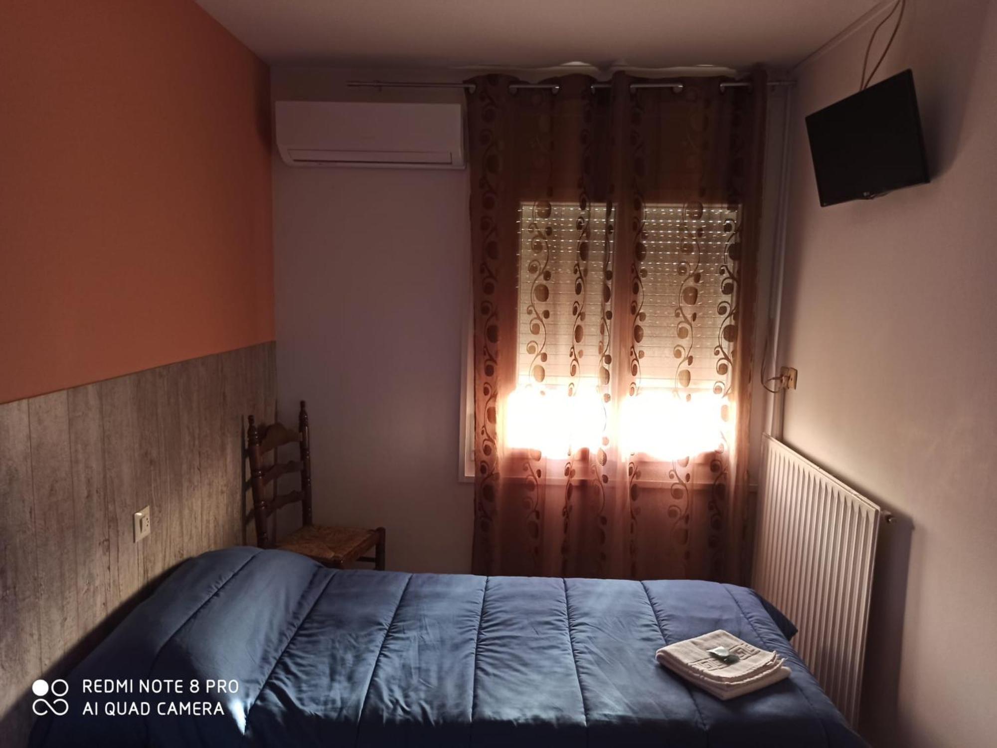 Hostal Galicia Figueres  Eksteriør billede